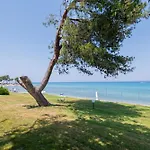 Andromeda Beachfront Experience Vilă Pefkochori