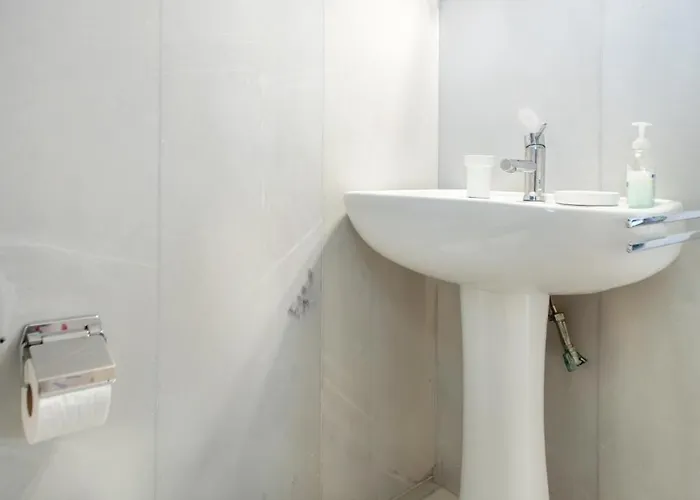 Andromeda Beachfront Experience *