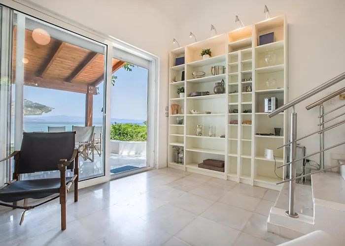 别墅 Andromeda Beachfront Experience 佩科霍里