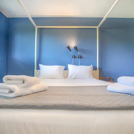 Andromeda Beachfront Experience *