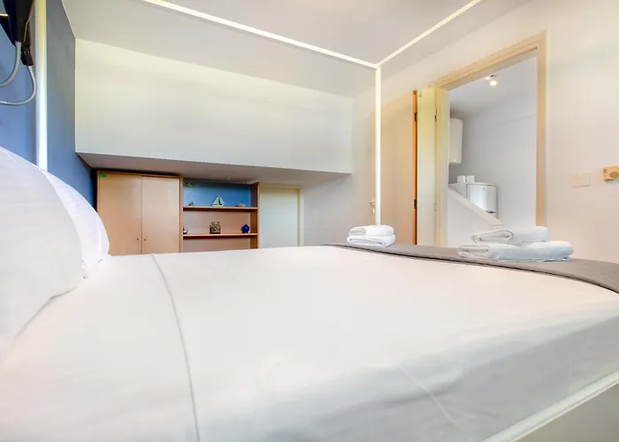 Andromeda Beachfront Experience *