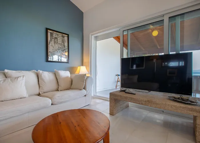 Andromeda Beachfront Experience *