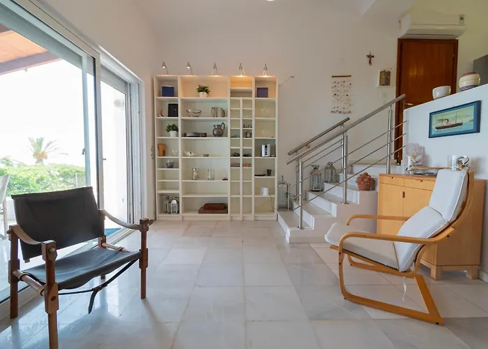 Villa Andromeda Beachfront Experience