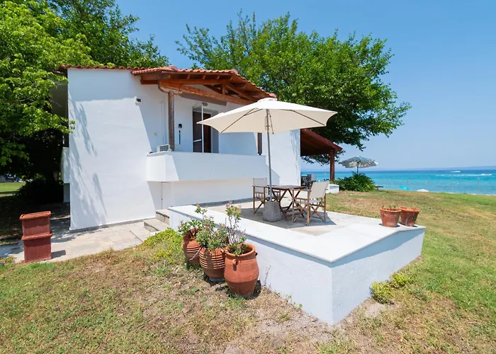 Andromeda Beachfront Experience Villa Pefkochori